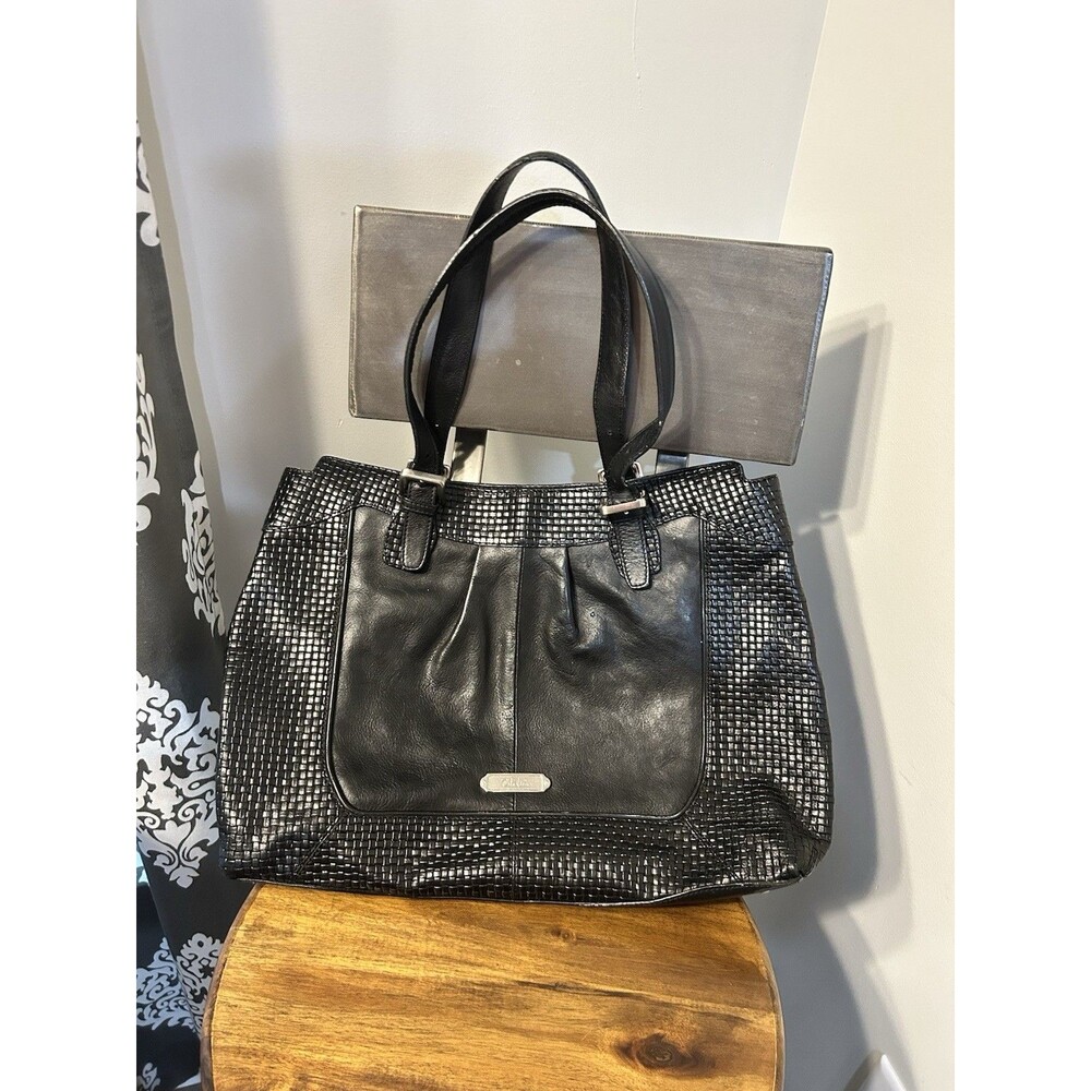 COLE HAAN Black Leather Purse / Handbag Braided Strap Zipper Close Inner Pockets